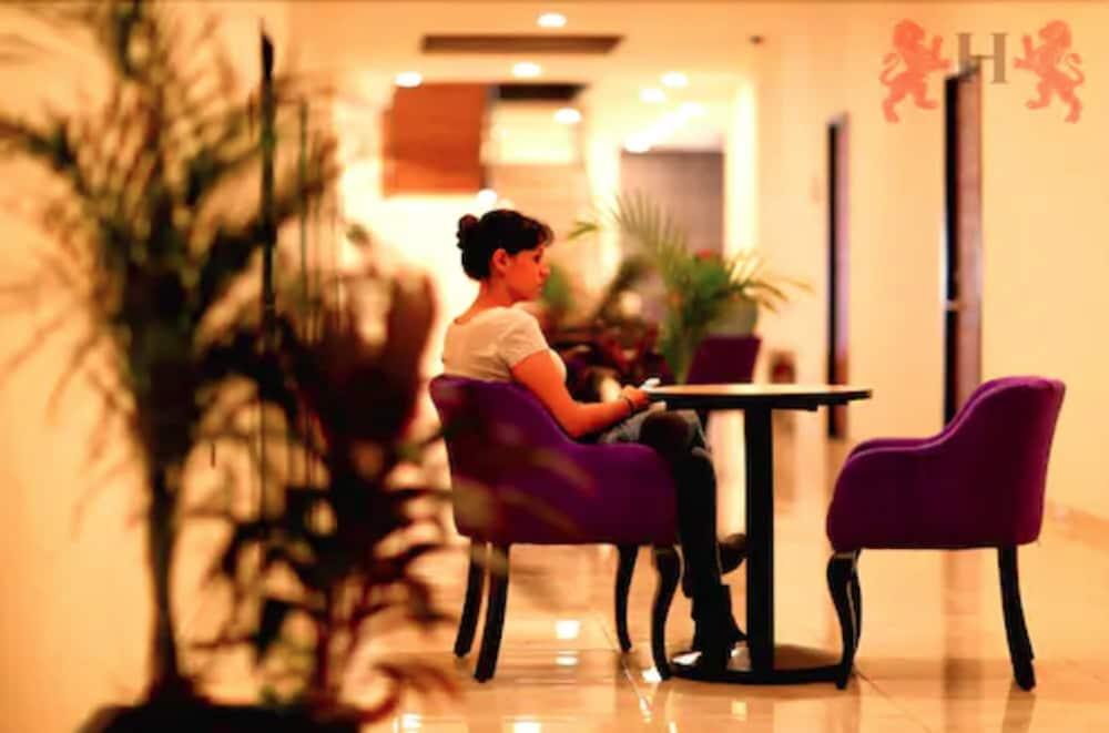 Hotel Leones 푸에블라 외부 사진